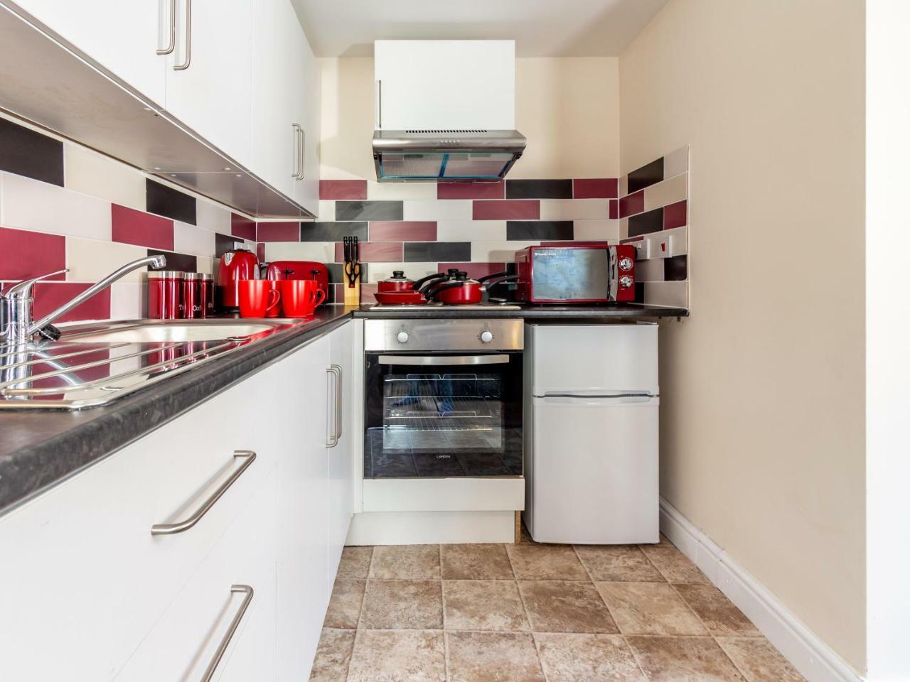 Northfield Street, Worcester City Centre - Guest Homes Dış mekan fotoğraf